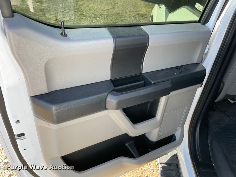 image for item MI9541 2018 Ford F150  SuperCrew pickup truck