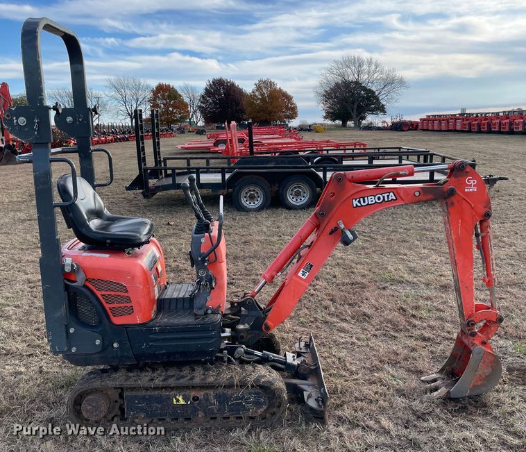 image for item MI9555 Kubota K008-3  mini excavator