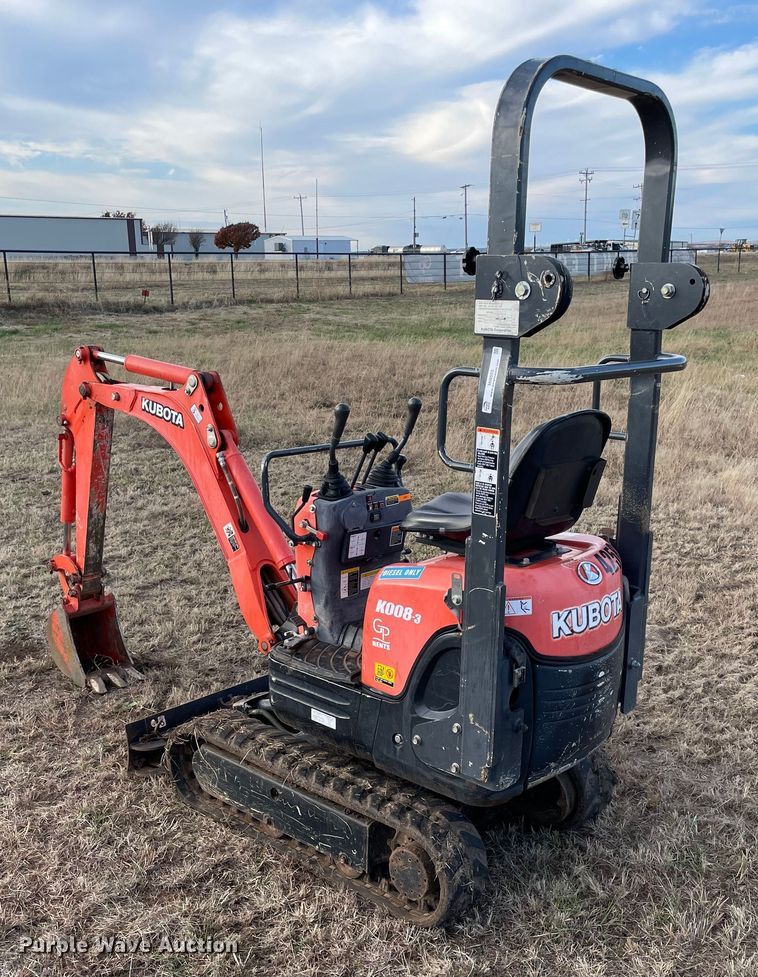 image for item MI9555 Kubota K008-3  mini excavator