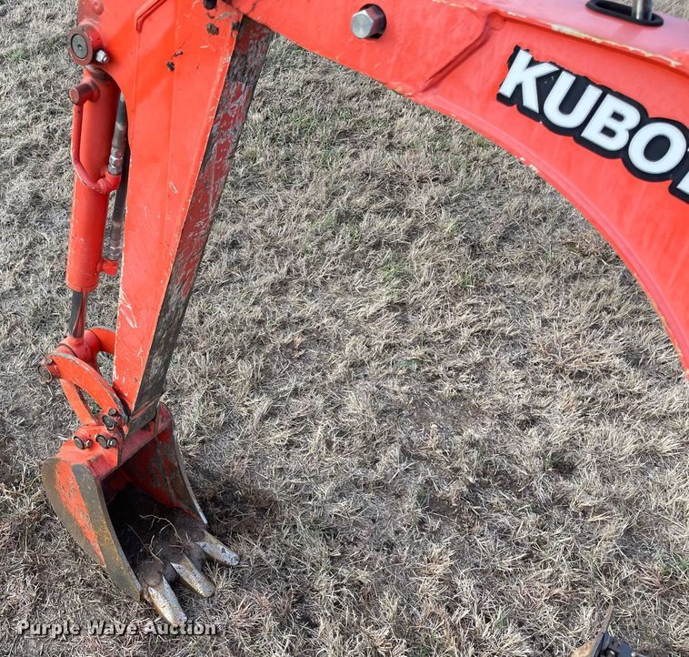 image for item MI9555 Kubota K008-3  mini excavator