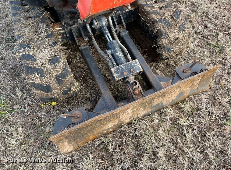 image for item MI9555 Kubota K008-3  mini excavator