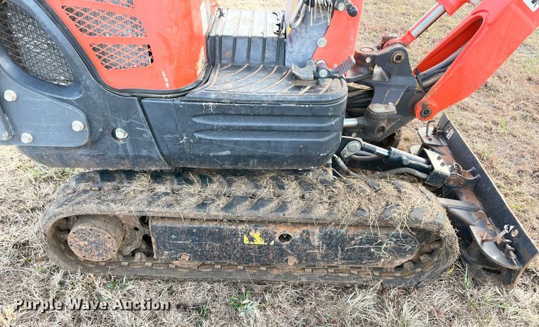 image for item MI9555 Kubota K008-3  mini excavator