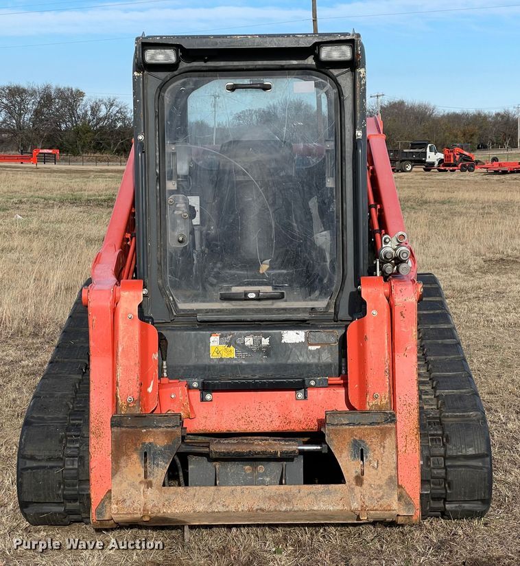 image for item MI9556 2019 Kubota SVL95-2S tracked skid steer loader