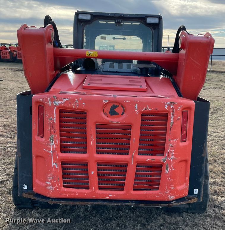 image for item MI9556 2019 Kubota SVL95-2S tracked skid steer loader