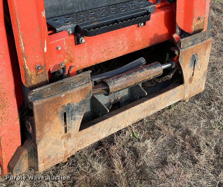 image for item MI9556 2019 Kubota SVL95-2S tracked skid steer loader