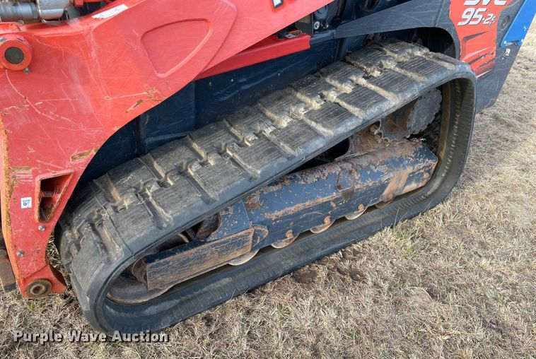 image for item MI9556 2019 Kubota SVL95-2S tracked skid steer loader