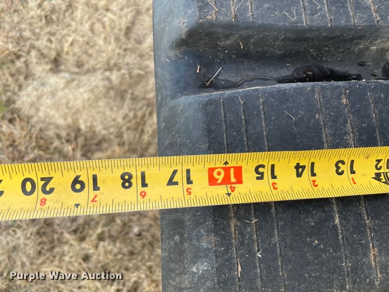 image for item MI9556 2019 Kubota SVL95-2S tracked skid steer loader