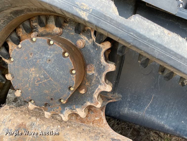 image for item MI9556 2019 Kubota SVL95-2S tracked skid steer loader