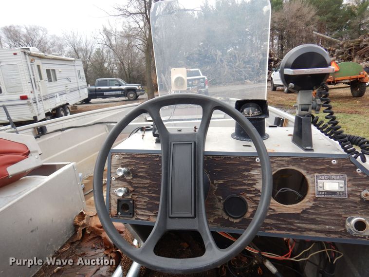 image for item AF9467 1978 Sea Nymph  boat