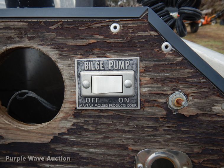 image for item AF9467 1978 Sea Nymph  boat