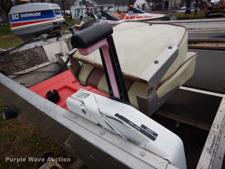 image for item AF9467 1978 Sea Nymph  boat