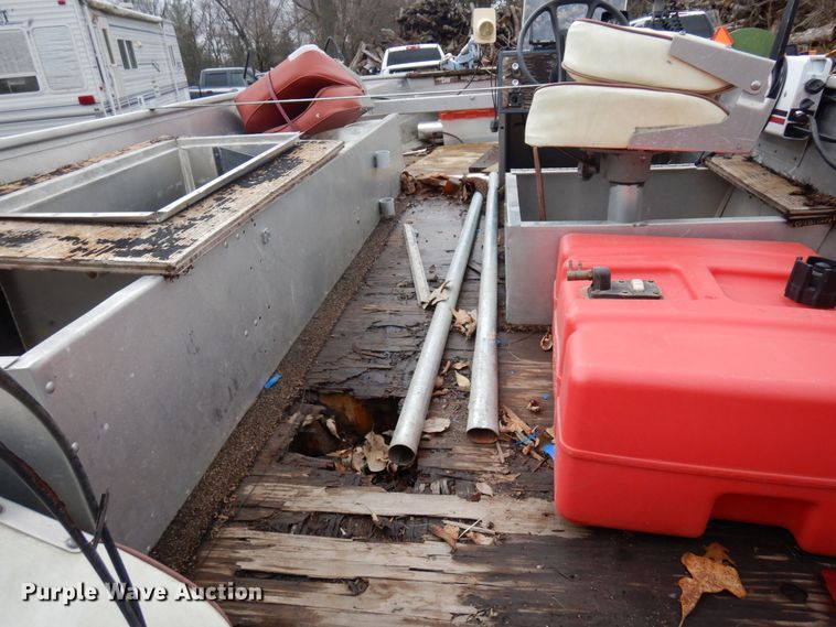 image for item AF9467 1978 Sea Nymph  boat