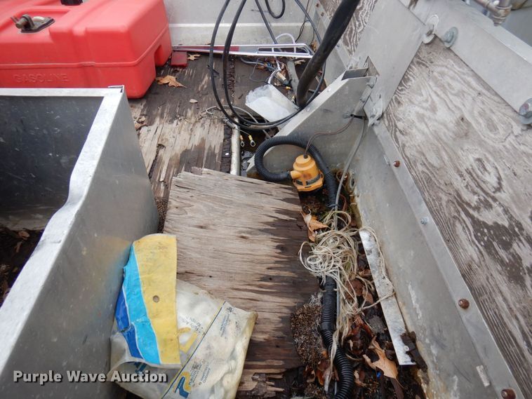 image for item AF9467 1978 Sea Nymph  boat