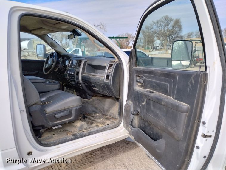 image for item DF8218 2015 Dodge Ram 4500  truck cab and chassis