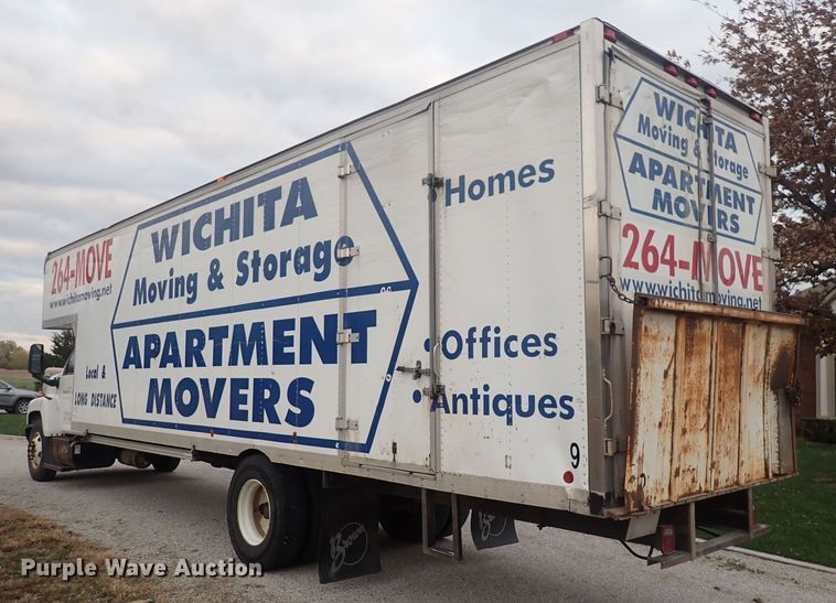image for item DI1913 2005 GMC C6500  box truck