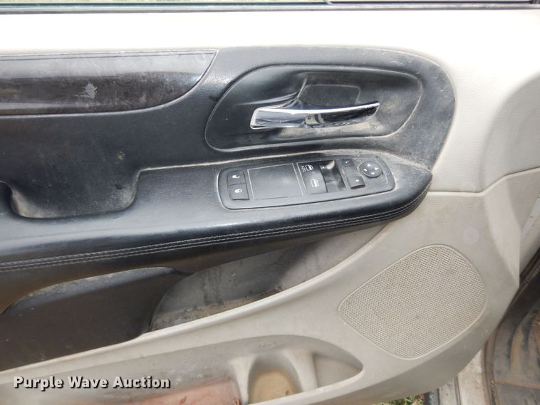 image for item DI6840 2012 Dodge Grand Caravan  van