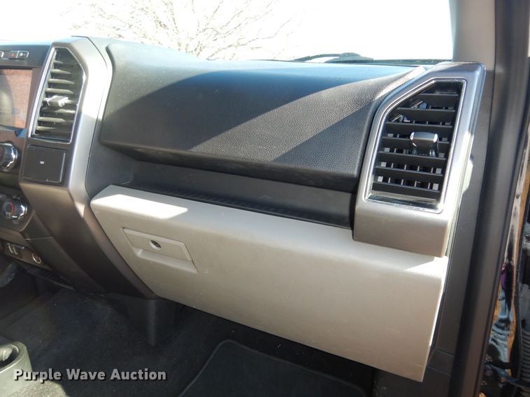 image for item DI6841 2019 Ford F150  SuperCrew pickup truck