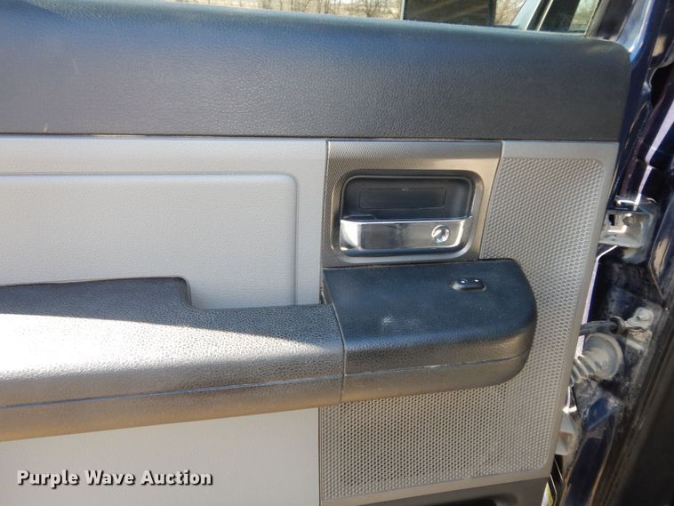 image for item DI6844 2005 Ford F150  SuperCrew pickup truck