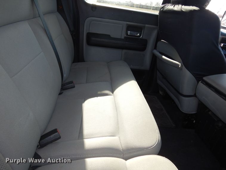 image for item DI6844 2005 Ford F150  SuperCrew pickup truck