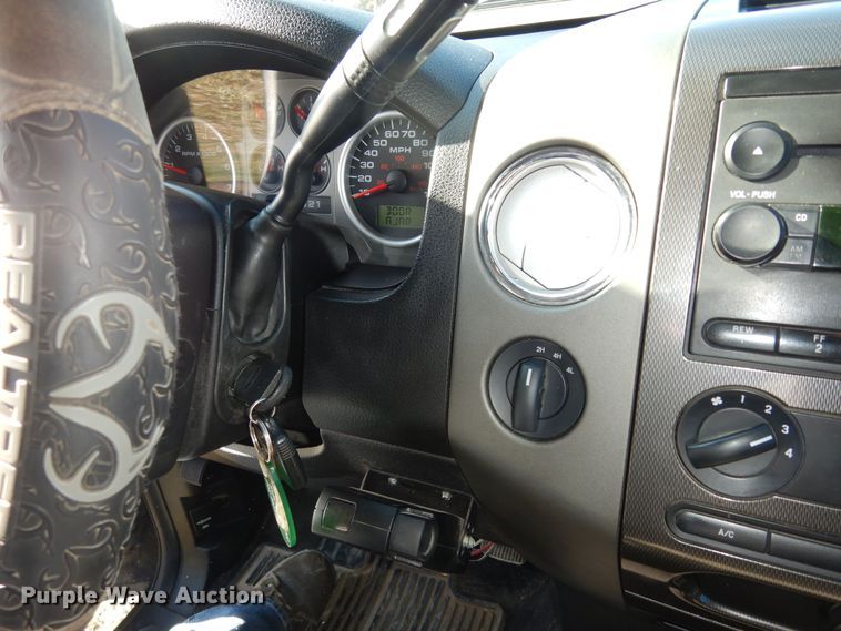 image for item DI6844 2005 Ford F150  SuperCrew pickup truck