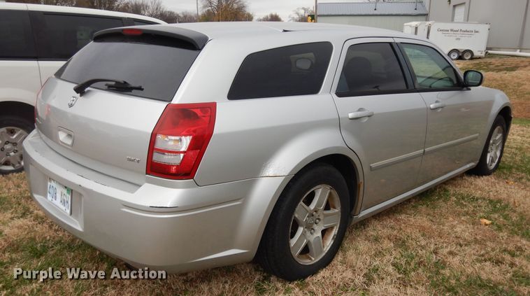image for item DI6845 2007 Dodge Magnum SXT