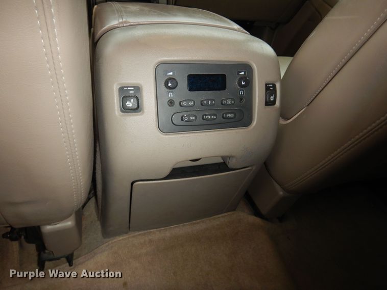 image for item DI6846 2004 GMC Yukon Denali  SUV