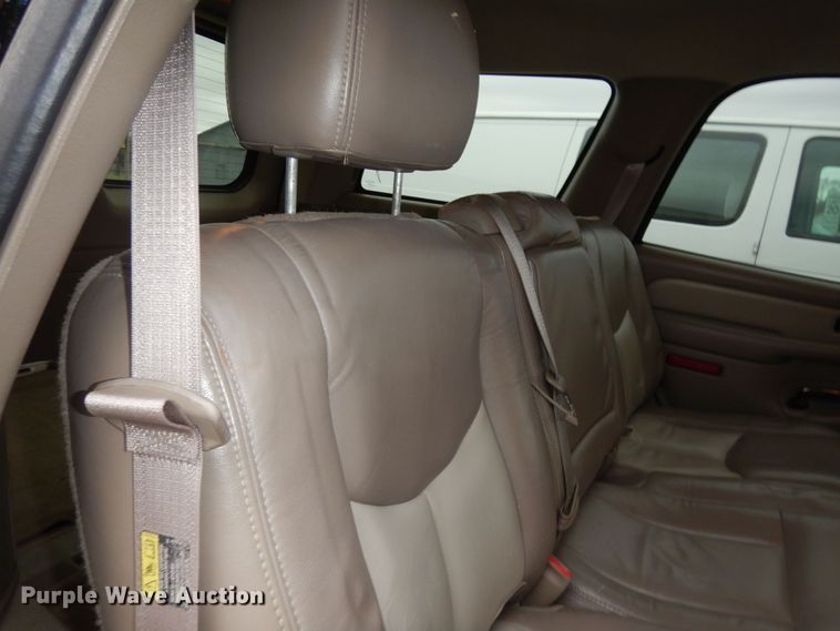 image for item DI6846 2004 GMC Yukon Denali  SUV