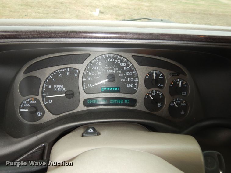 image for item DI6846 2004 GMC Yukon Denali  SUV