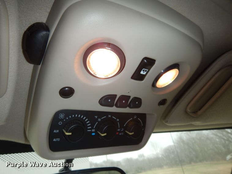 image for item DI6846 2004 GMC Yukon Denali  SUV