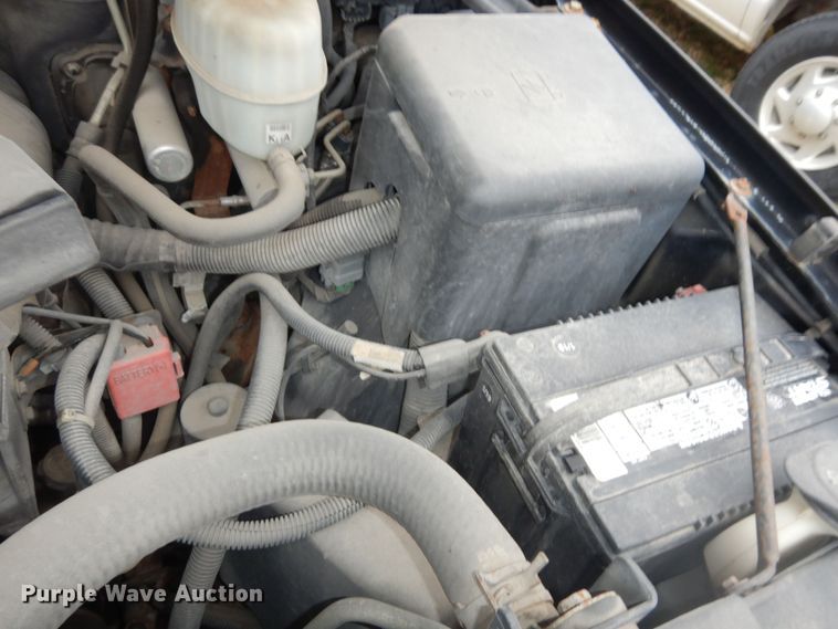 image for item DI6846 2004 GMC Yukon Denali  SUV