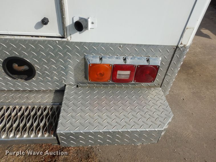 image for item DI6848 1993 Ford E350  ambulance