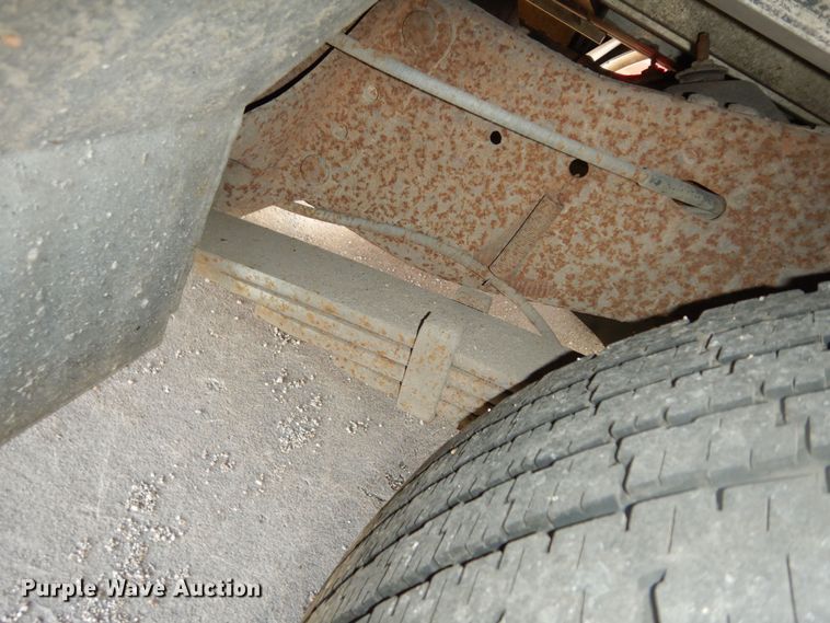 image for item DI6848 1993 Ford E350  ambulance