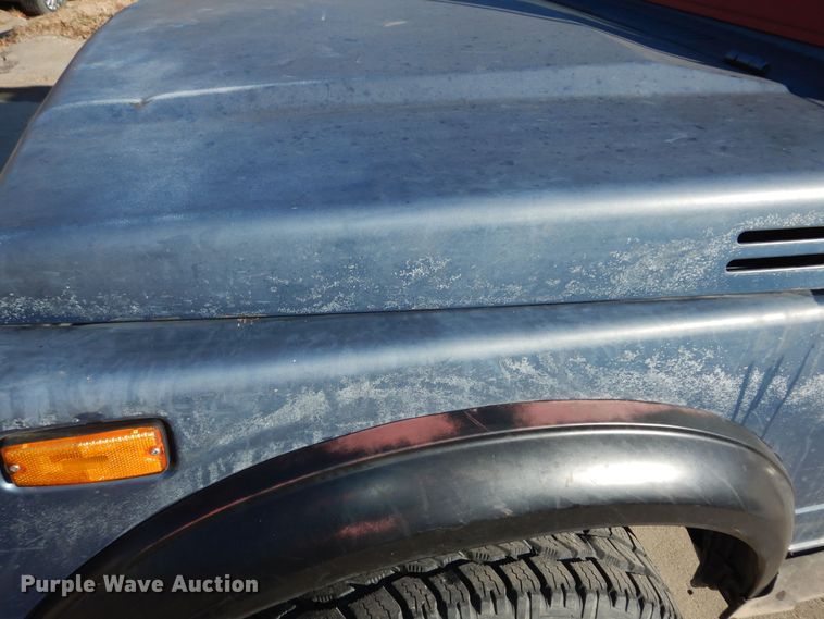 image for item DI6876 1986 Suzuki Samurai  SUV