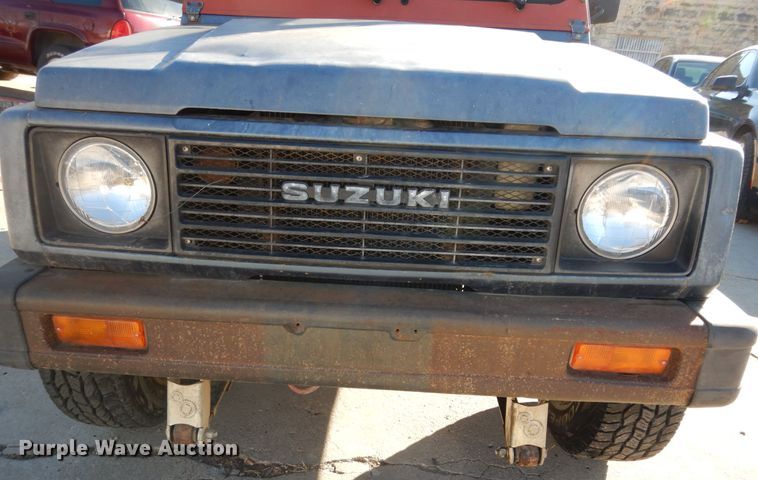 image for item DI6876 1986 Suzuki Samurai  SUV