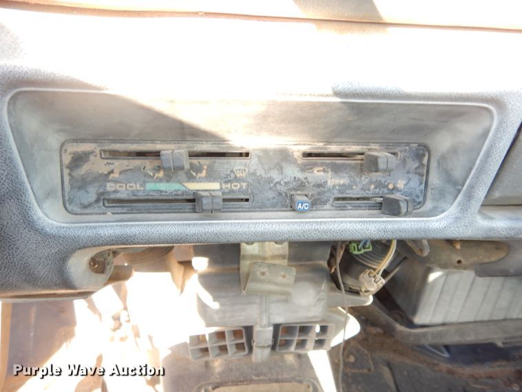 image for item DI6876 1986 Suzuki Samurai  SUV