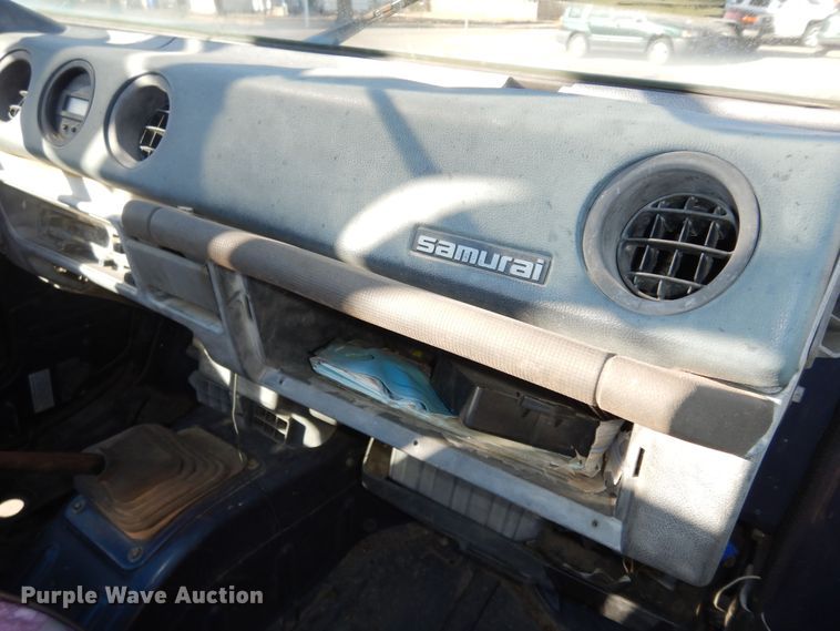 image for item DI6876 1986 Suzuki Samurai  SUV