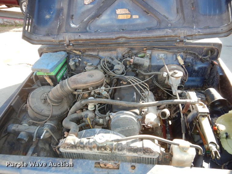 image for item DI6876 1986 Suzuki Samurai  SUV