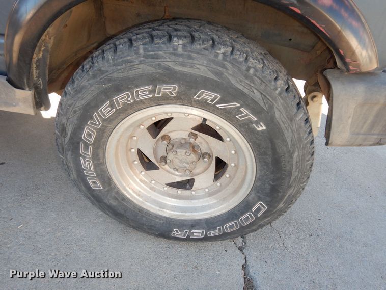 image for item DI6876 1986 Suzuki Samurai  SUV