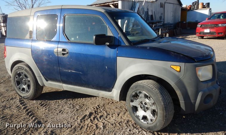 image for item DI6880 2003 Honda Element  SUV
