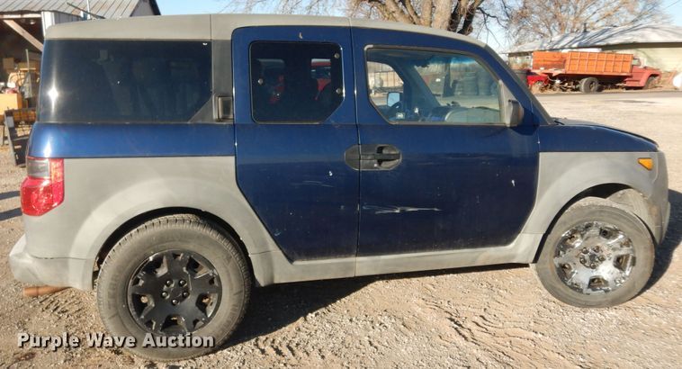 image for item DI6880 2003 Honda Element  SUV