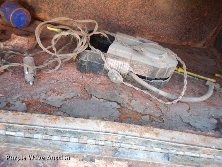 image for item DI6881 1993 Chevrolet K3500  tow truck