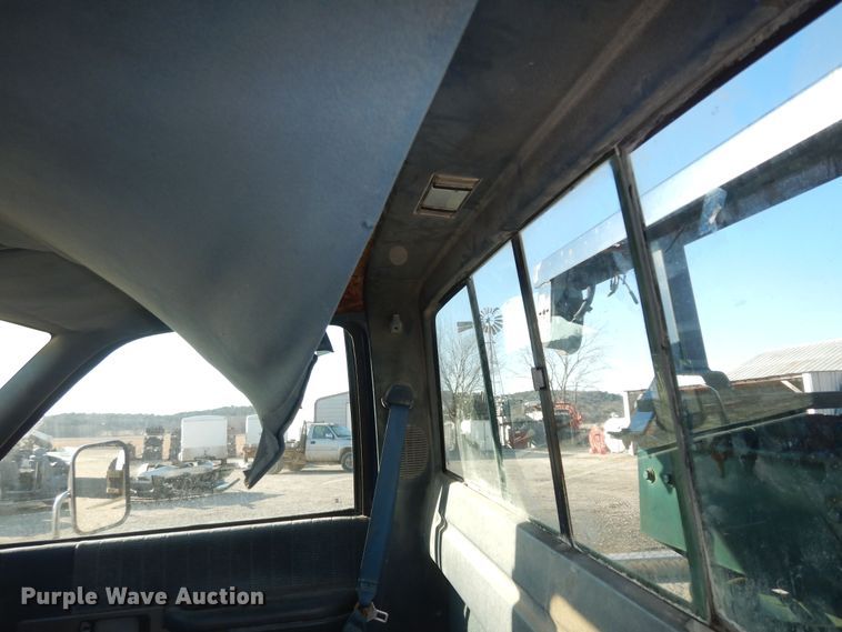 image for item DI6881 1993 Chevrolet K3500  tow truck