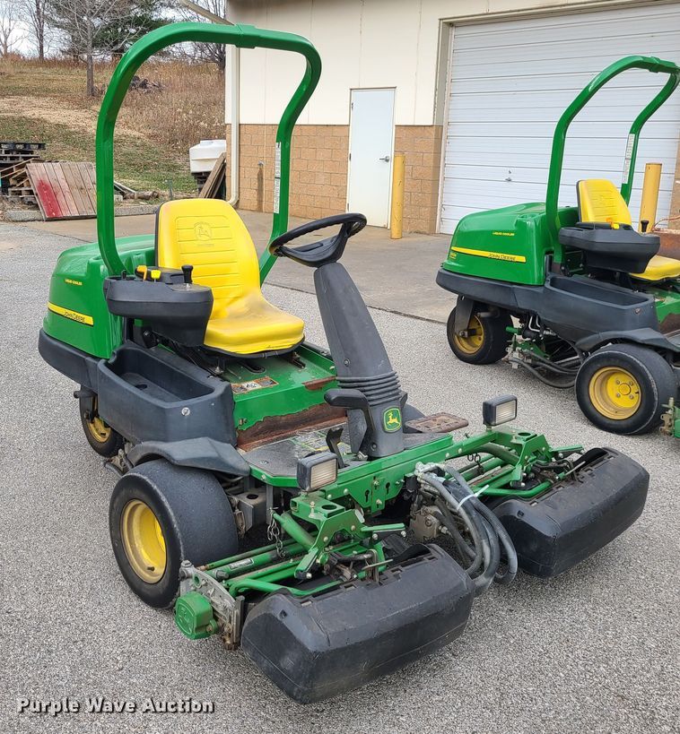 image for item DM4921 John Deere 2500B  reel mower