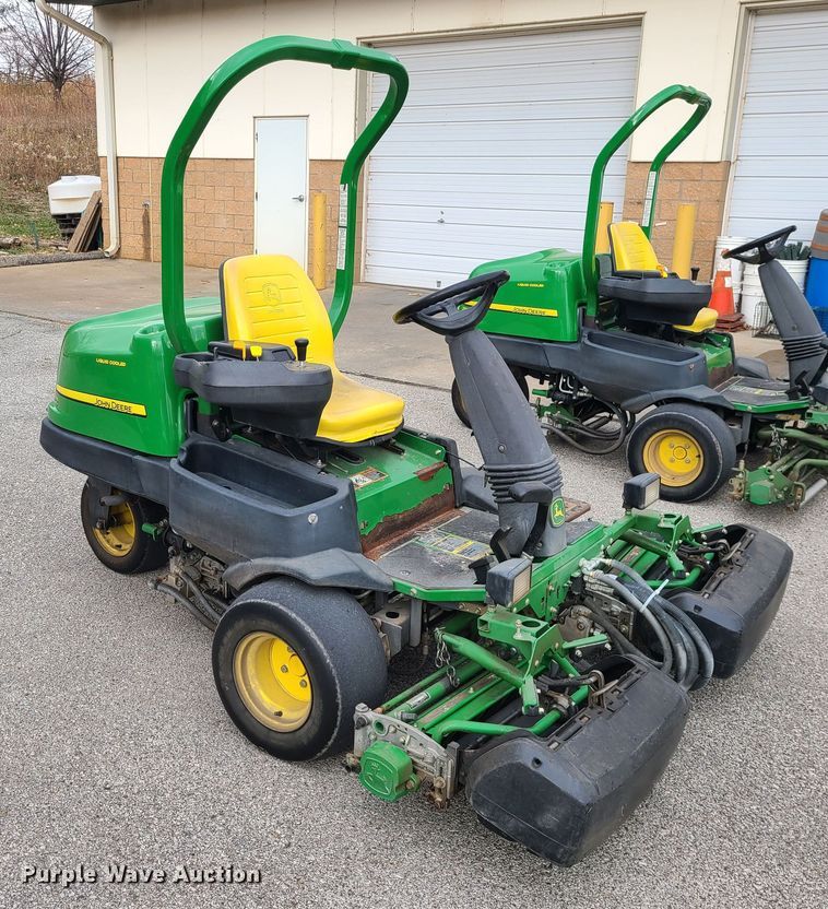 image for item DM4921 John Deere 2500B  reel mower