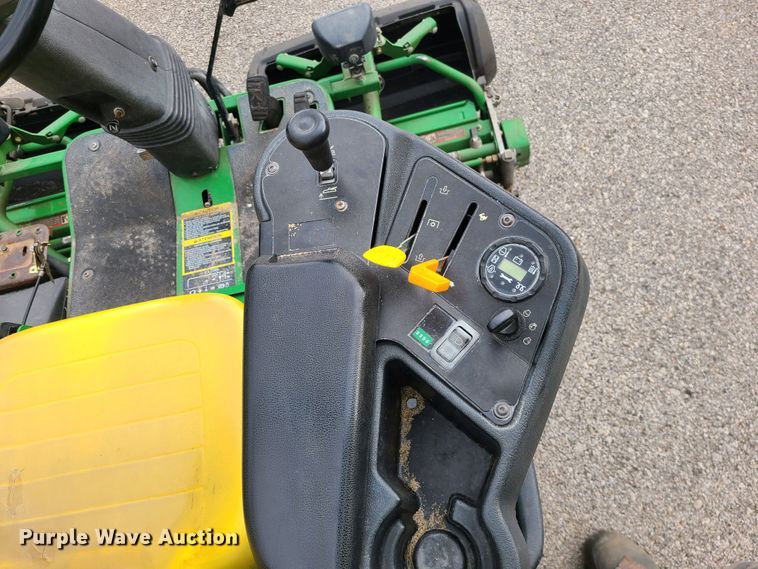 image for item DM4921 John Deere 2500B  reel mower