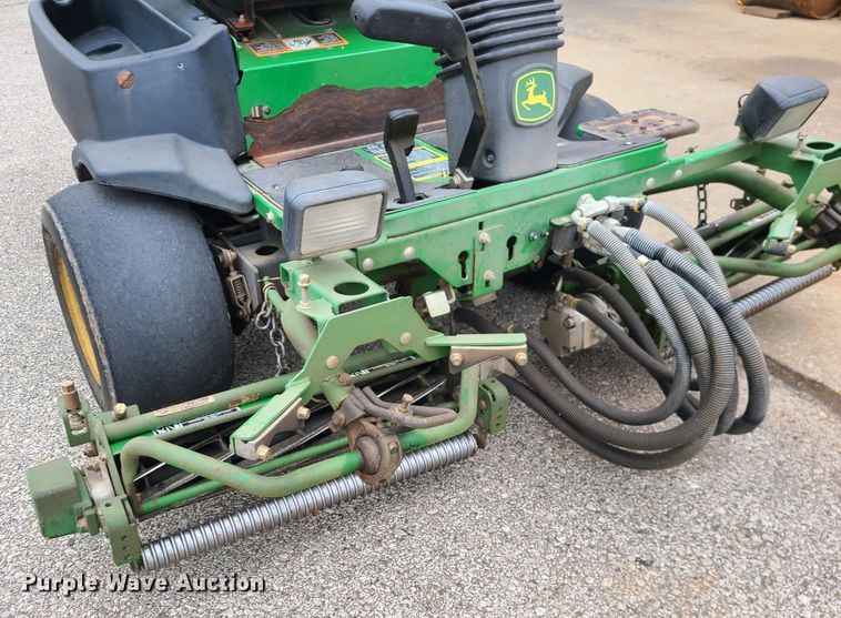 image for item DM4922 John Deere 2500B  reel mower
