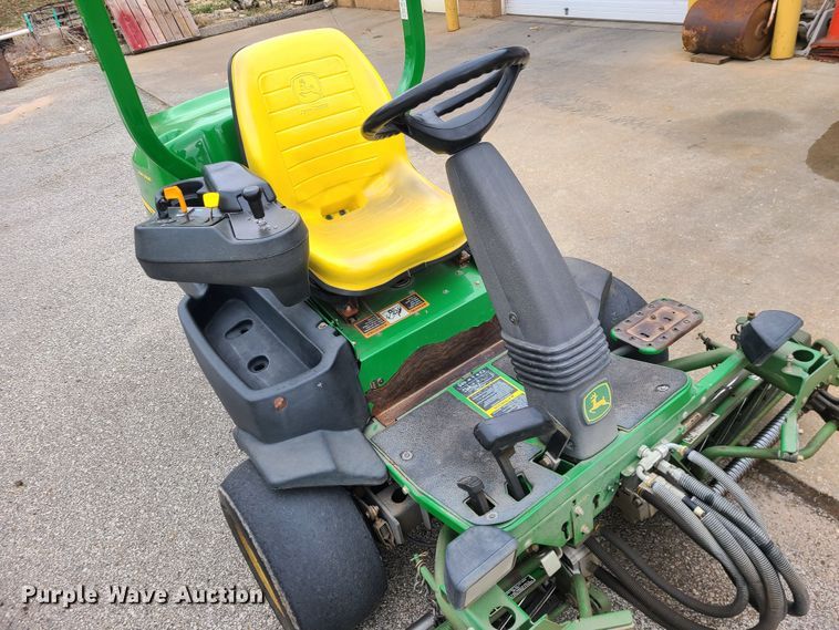 image for item DM4922 John Deere 2500B  reel mower