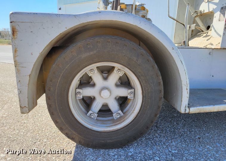 image for item DM8100 1963 Northwestern JG-40FK-2  tug