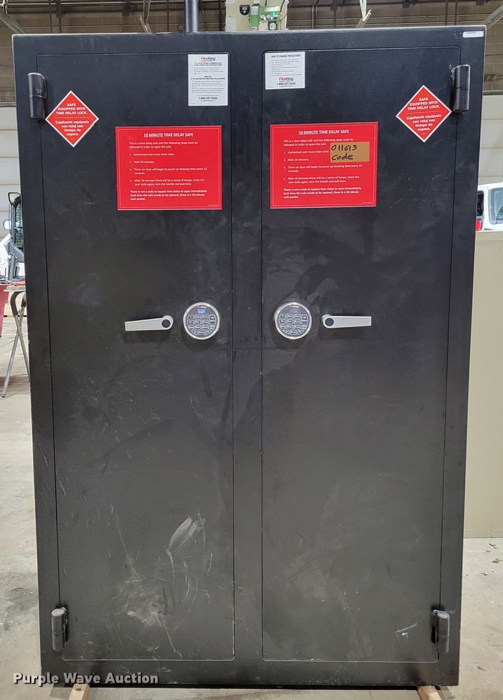 image for item DM8111 FireKing  safe