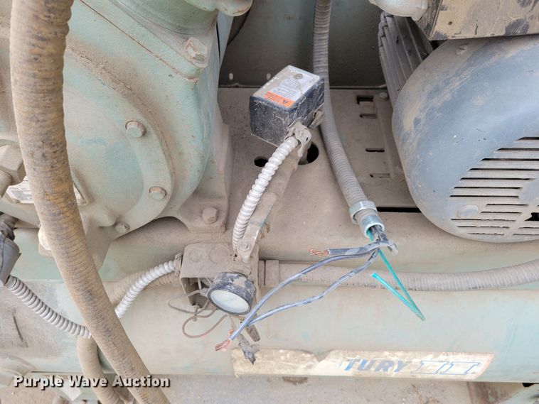 image for item DM8112 Ingersoll Rand Century II  air compressor